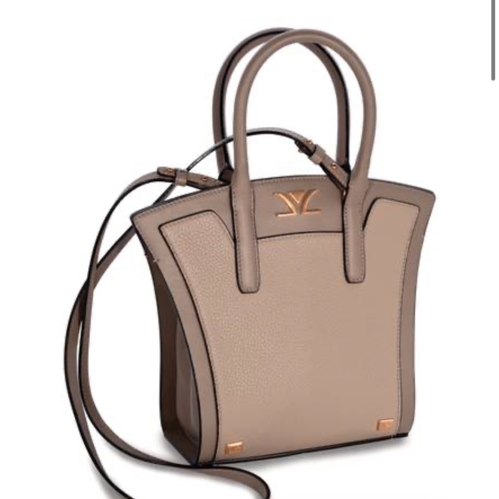 Le Vian cross body beach Sand Pebble Leather